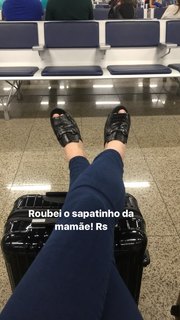 Marina Ruy Barbosa feet photo thumbnail