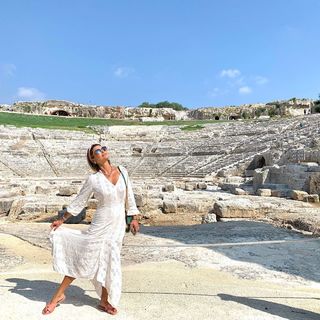 Flávia Alessandra feet photo thumbnail