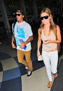 Audrina Patridge feet photo thumbnail