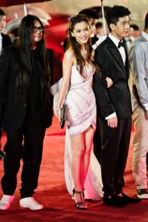 Angelababy feet photo thumbnail