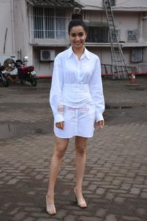 Shraddha Kapoor feet photo thumbnail
