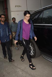 Shraddha Kapoor feet photo thumbnail