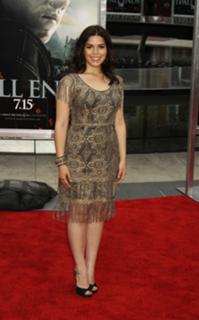 America Ferrera feet photo thumbnail