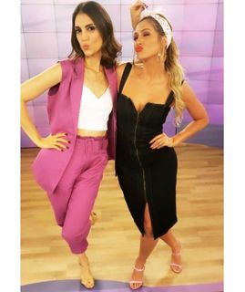Lívia Andrade feet photo thumbnail