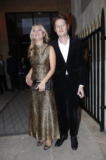 Kate Moss feet photo thumbnail