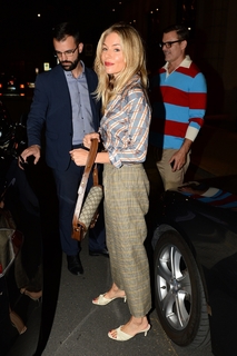 Sienna Miller feet photo thumbnail