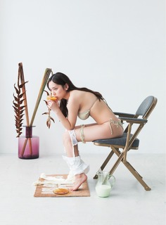 Sayaka Tomaru feet photo thumbnail