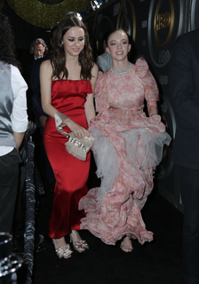 Sydney Sweeney feet photo thumbnail