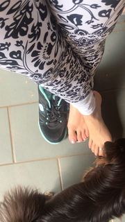 Alaine Crissiê feet photo thumbnail