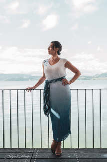 Anna Popek feet photo thumbnail