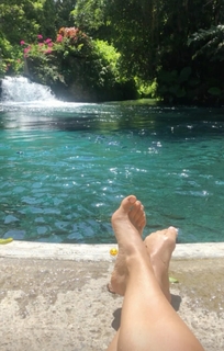 Tania Rincón feet photo thumbnail