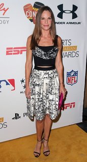 Hilary Swank feet photo thumbnail