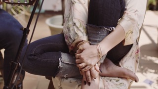 Dove Cameron feet photo thumbnail