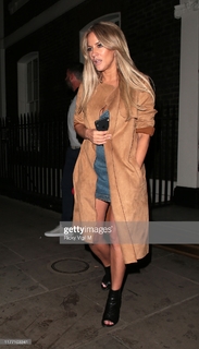 Caroline Flack feet photo thumbnail