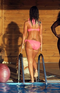 Tulisa feet photo thumbnail