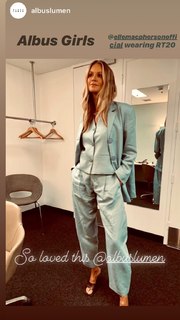 Elle Macpherson feet photo thumbnail