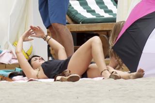 Shenae Grimes-Beech feet photo thumbnail