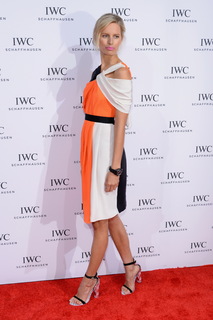 Karolina Kurkova feet photo thumbnail