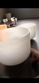 Brooke Burke feet photo thumbnail
