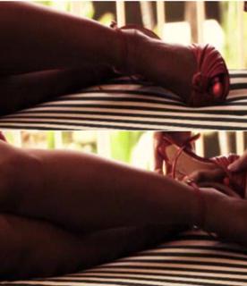 Nicki Minaj feet photo thumbnail