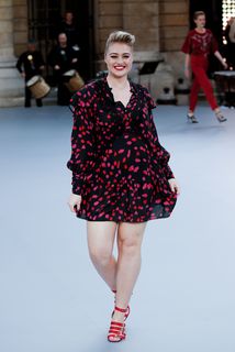 Iskra Lawrence feet photo thumbnail