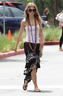 AnnaLynne McCord feet photo thumbnail