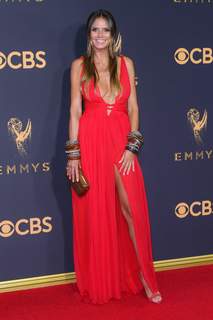 Heidi Klum feet photo thumbnail