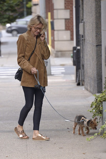 Naomi Watts feet photo thumbnail