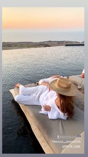 Edyta Górniak feet photo thumbnail