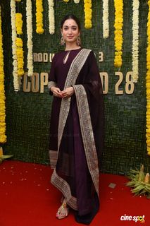 Tamannaah Bhatia feet photo thumbnail