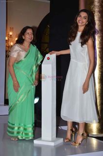 Deepika Padukone feet photo thumbnail