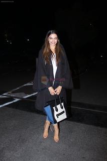 Deepika Padukone feet photo thumbnail