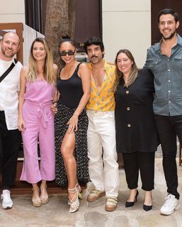 Sabrina Sato feet photo thumbnail