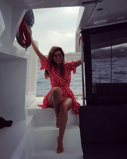 Edyta Górniak feet photo thumbnail