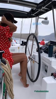 Edyta Górniak feet photo thumbnail