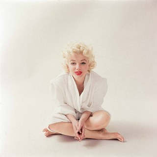 Marilyn Monroe feet photo thumbnail