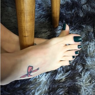 Jaqueline Mello feet photo thumbnail