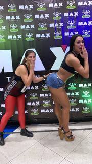 Gracyanne Barbosa feet photo thumbnail