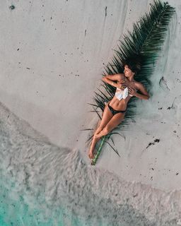 Anna Lewandowska feet photo thumbnail
