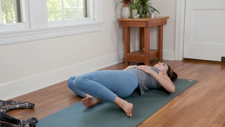 Adriene Mishler feet photo thumbnail