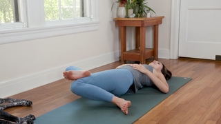 Adriene Mishler feet photo thumbnail