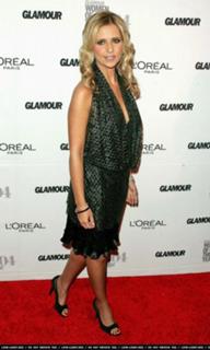 Sarah Michelle Gellar feet photo thumbnail