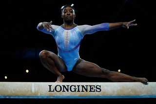 Simone Biles feet photo thumbnail