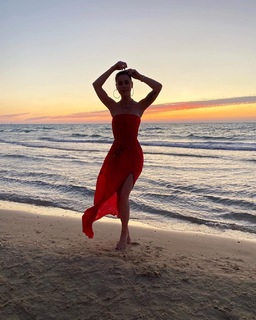 Lena Meyer-Landrut feet photo thumbnail