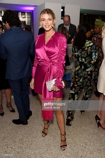 Ashley James feet photo thumbnail