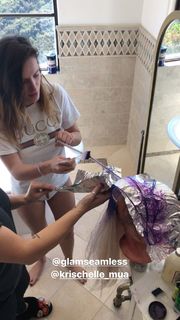 Bella Thorne feet photo thumbnail