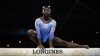Simone Biles feet photo thumbnail