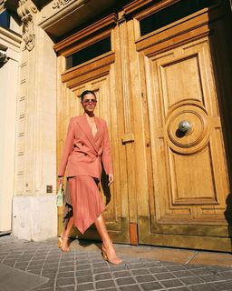 Bruna Marquezine feet photo thumbnail