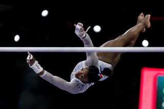 Simone Biles feet photo thumbnail