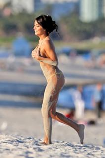 Arianny Celeste feet photo thumbnail